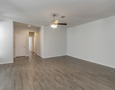 2112 River Pine Road - Photo Thumbnail 6