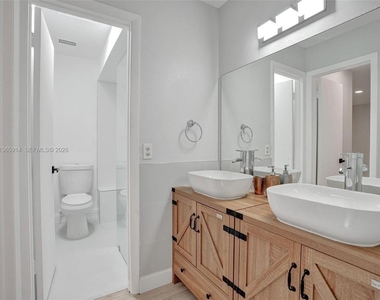 6 Chestnut Circle - Photo Thumbnail 9