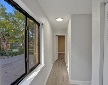6 Chestnut Circle - Photo Thumbnail 8