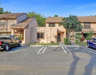 6 Chestnut Circle - Photo Thumbnail 3