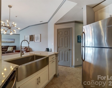 1339 Torrence Circle - Photo Thumbnail 10