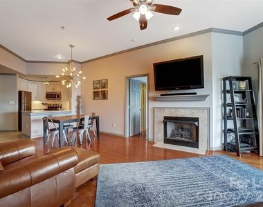1339 Torrence Circle - Photo Thumbnail 4