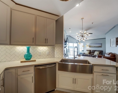 1339 Torrence Circle - Photo Thumbnail 9