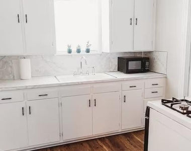 1417 Hickory Street - Photo Thumbnail 9