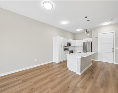 3522 Main Street - Photo Thumbnail 4
