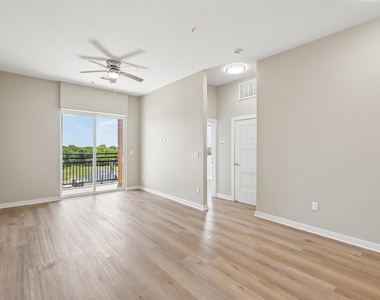 3522 Main Street - Photo Thumbnail 21