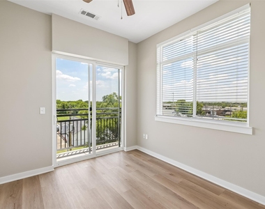 3522 Main Street - Photo Thumbnail 17