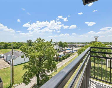 3522 Main Street - Photo Thumbnail 32