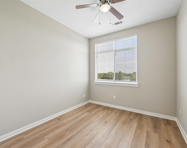 3522 Main Street - Photo Thumbnail 24