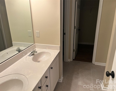 1530 Standish Drive - Photo Thumbnail 26