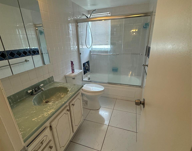 301 Ne 14th Avenue - Photo Thumbnail 13