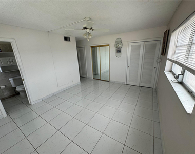 301 Ne 14th Avenue - Photo Thumbnail 12