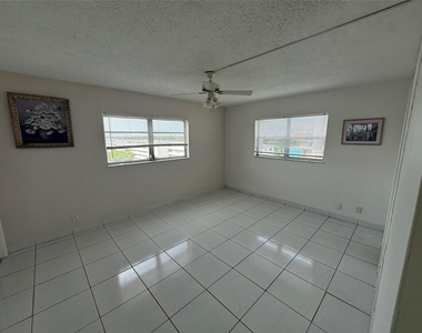 301 Ne 14th Avenue - Photo Thumbnail 15