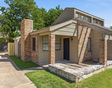 801 Windcrest Drive - Photo Thumbnail 2