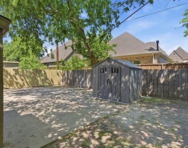 801 Windcrest Drive - Photo Thumbnail 25