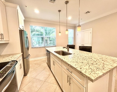 224 S Federal Highway - Photo Thumbnail 15