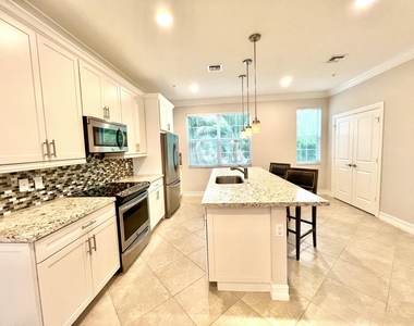 224 S Federal Highway - Photo Thumbnail 12