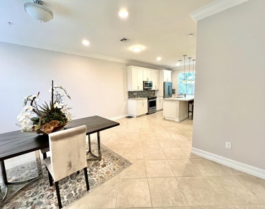 224 S Federal Highway - Photo Thumbnail 11