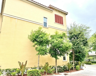 224 S Federal Highway - Photo Thumbnail 32
