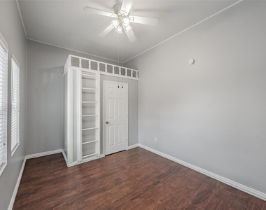 401 S Anglin Street - Photo Thumbnail 28