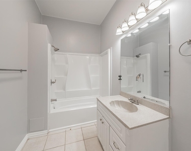 401 S Anglin Street - Photo Thumbnail 15
