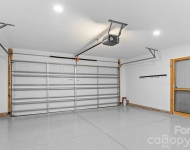 3008 Cornflower Lane - Photo Thumbnail 8