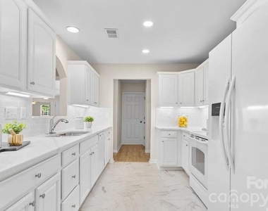 3008 Cornflower Lane - Photo Thumbnail 1
