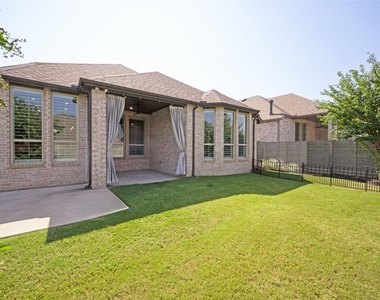 817 Nuthatch Court - Photo Thumbnail 27