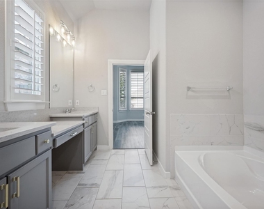 817 Nuthatch Court - Photo Thumbnail 25