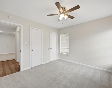 4229 Comanche Street - Photo Thumbnail 9