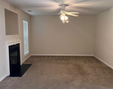 2340 Wexford Way - Photo Thumbnail 27