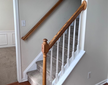 2340 Wexford Way - Photo Thumbnail 22