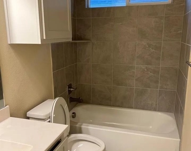 504 Christie Crossing - Photo Thumbnail 16