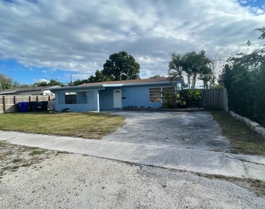 6456 Custer Street - Photo Thumbnail 23