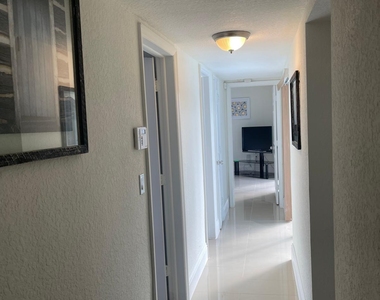 6456 Custer Street - Photo Thumbnail 15