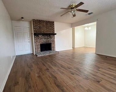 1049 Cottonwood Trail - Photo Thumbnail 1