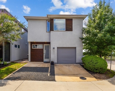 1011 Gallivant Lane - Photo Thumbnail 4