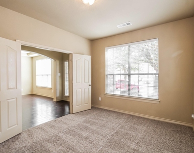 12832 Travers Trail - Photo Thumbnail 11