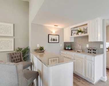 6529 Chalk Court - Photo Thumbnail 8