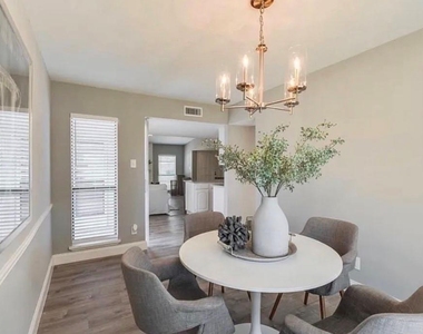 6529 Chalk Court - Photo Thumbnail 10