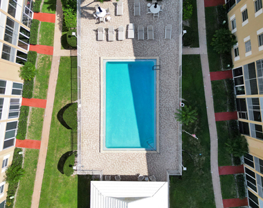 308 Golfview Road - Photo Thumbnail 38