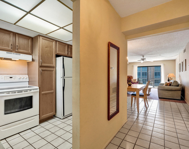 308 Golfview Road - Photo Thumbnail 4