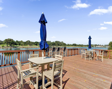 308 Golfview Road - Photo Thumbnail 25