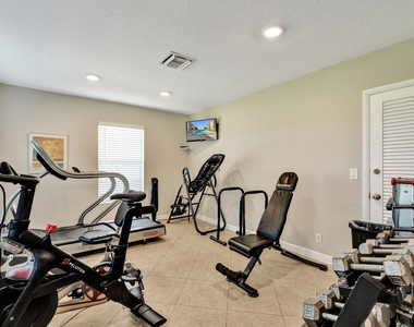 308 Golfview Road - Photo Thumbnail 30