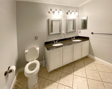 2601 Timberbrook Trail - Photo Thumbnail 11