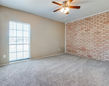 6 W Mountain Creek Drive - Photo Thumbnail 7