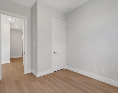 4345 Newman Boulevard - Photo Thumbnail 13