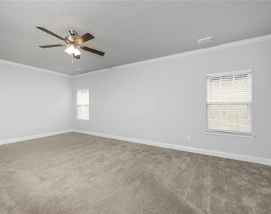 354 Rock Acre Drive - Photo Thumbnail 9