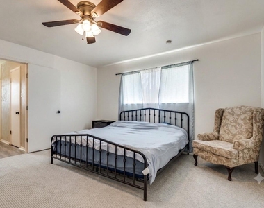 501 Sunrise Drive - Photo Thumbnail 5