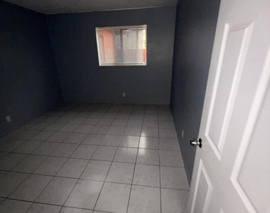 321 Nw 57th Street - Photo Thumbnail 14